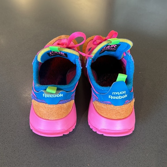 Great condition. Never worn. No box. - Picture 7 of 8